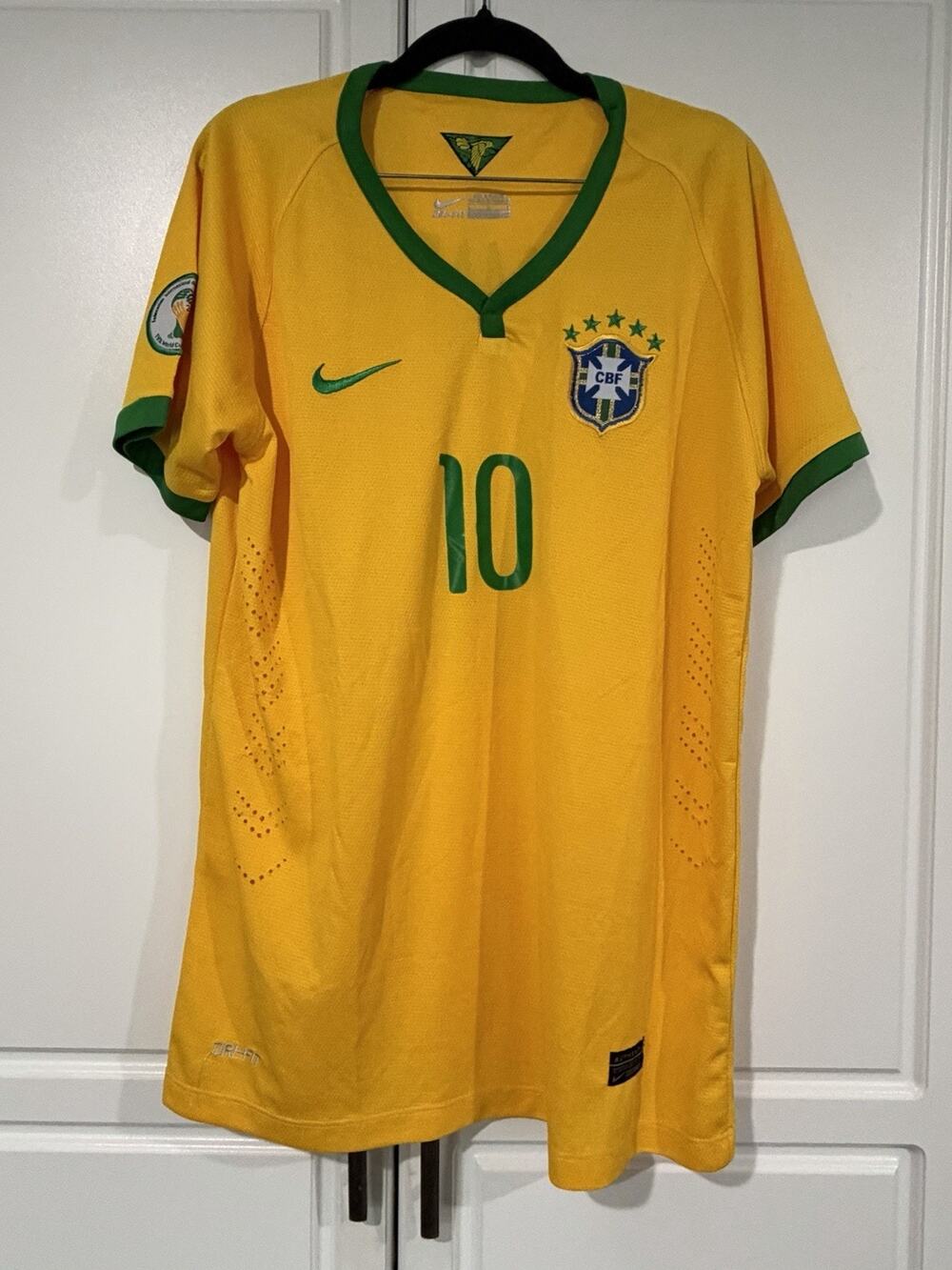 Nike Brazil 2014 World Cup Home Jersey Neymar #10 Size L Authentic